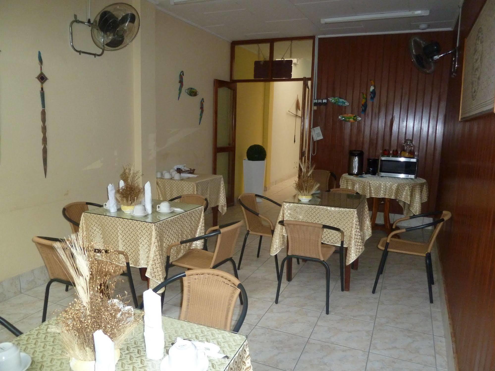 Hostal Huayruro Iquitos Zewnętrze zdjęcie