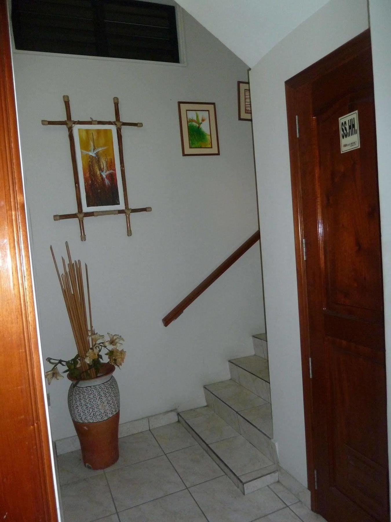 Hotel Hostal Huayruro Iquitos Zewnętrze zdjęcie